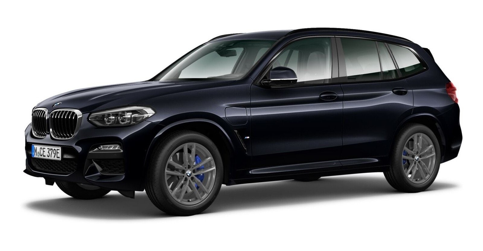 BMW X3 xDrive30e in Schwarz von vorne BMW X3 xDrive30e in Schwarz von vorne