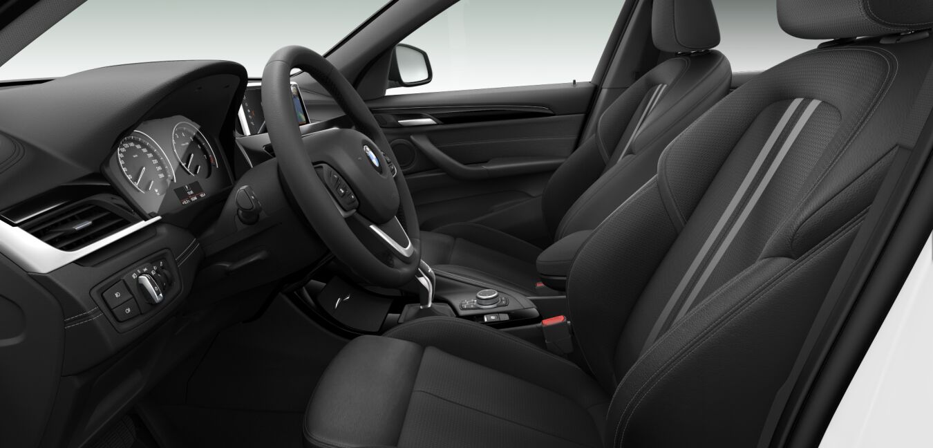 BMW BMW X im Innenraum seitlich BMW BMW X im Innenraum seitlich