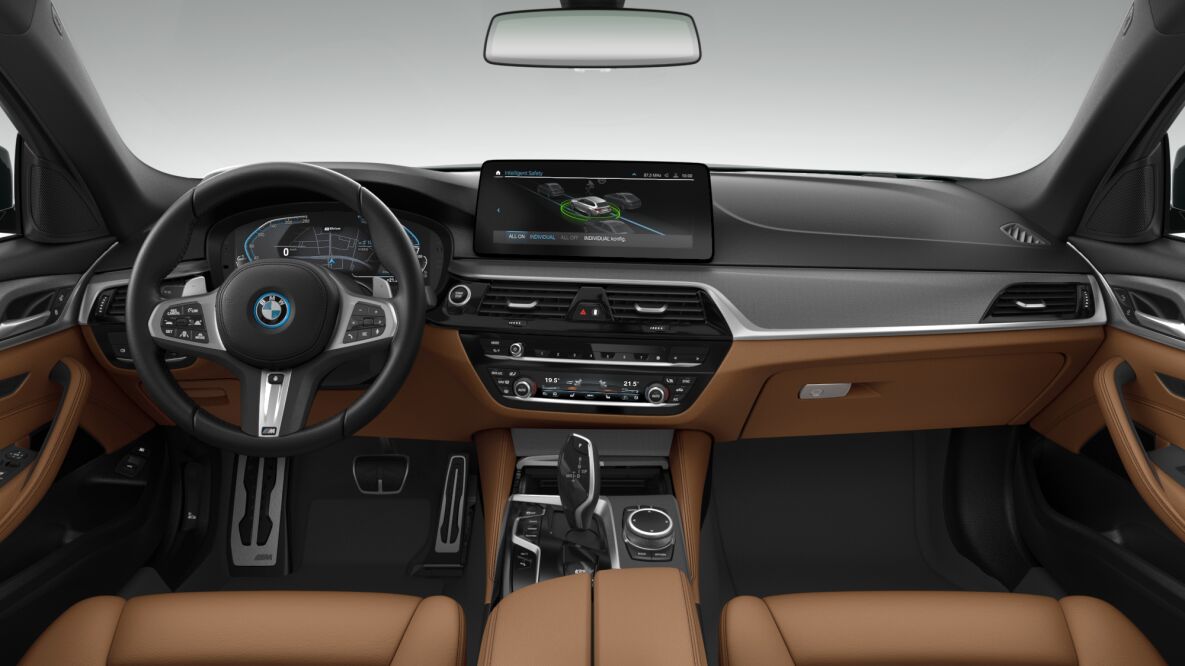 BMW BMW 5er im Innenraum von vorne BMW BMW 5er im Innenraum von vorne