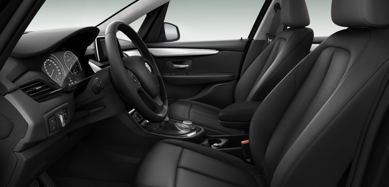 BMW BMW 2er im Innenraum seitlich BMW BMW 2er im Innenraum seitlich