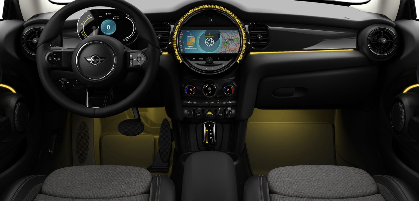 MINI MINI 3-Türer im Innenraum von vorne MINI MINI 3-Türer im Innenraum von vorne