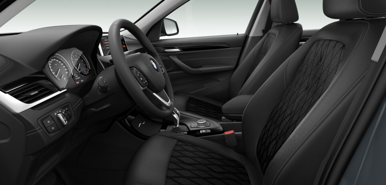 BMW BMW X im Innenraum seitlich BMW BMW X im Innenraum seitlich