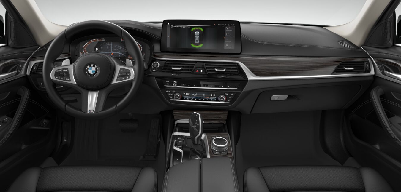 BMW BMW 5er im Innenraum von vorne BMW BMW 5er im Innenraum von vorne