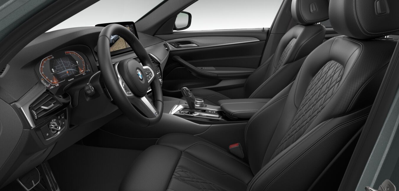 BMW BMW 5er im Innenraum seitlich BMW BMW 5er im Innenraum seitlich