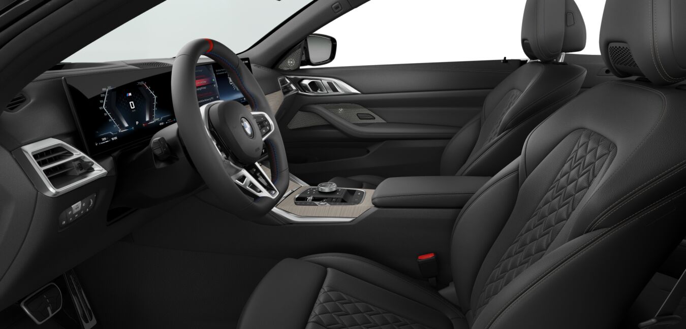 BMW BMW 4er im Innenraum seitlich BMW BMW 4er im Innenraum seitlich
