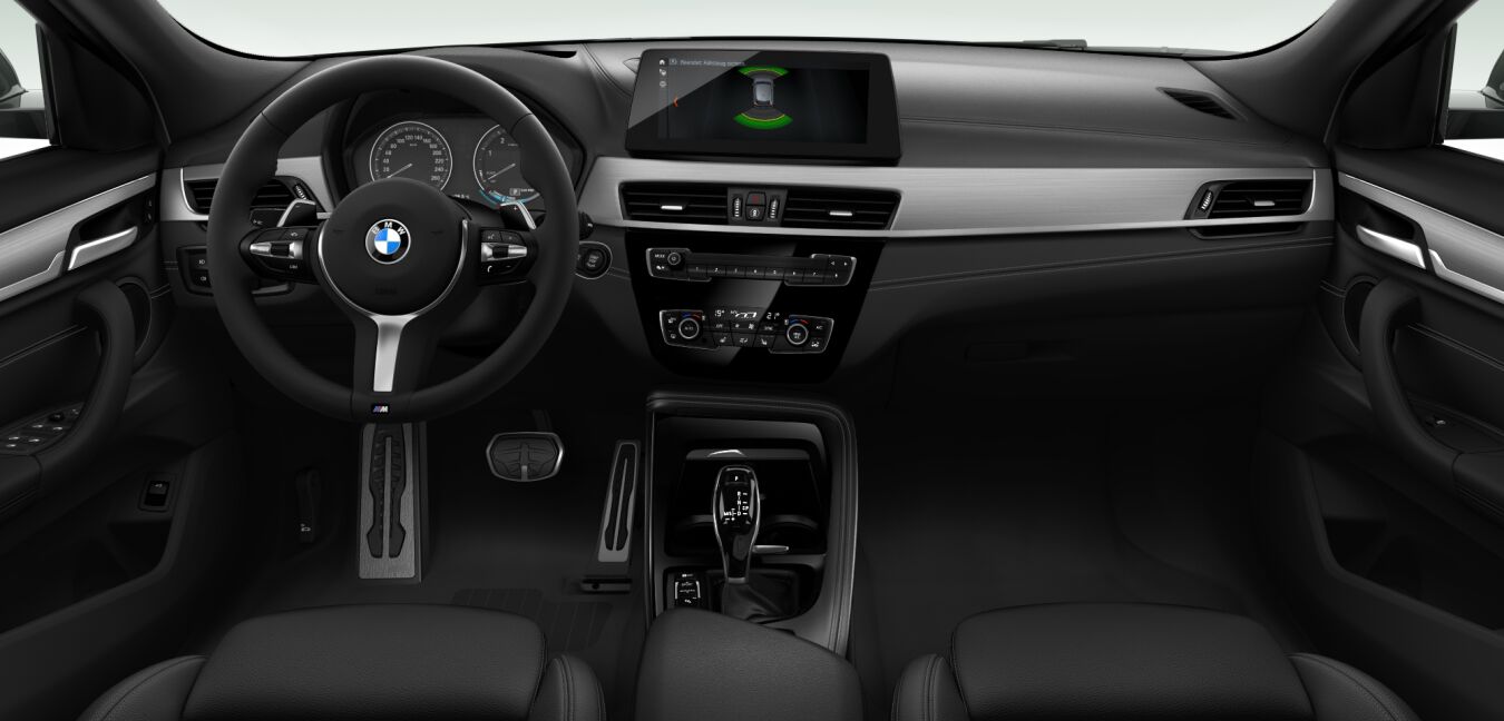 BMW BMW X im Innenraum von vorne