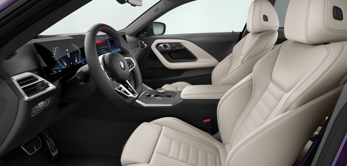 BMW BMW 2er im Innenraum seitlich BMW BMW 2er im Innenraum seitlich