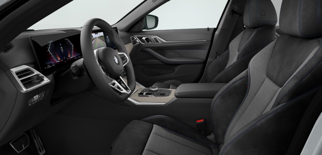 BMW BMW 4er im Innenraum seitlich BMW BMW 4er im Innenraum seitlich