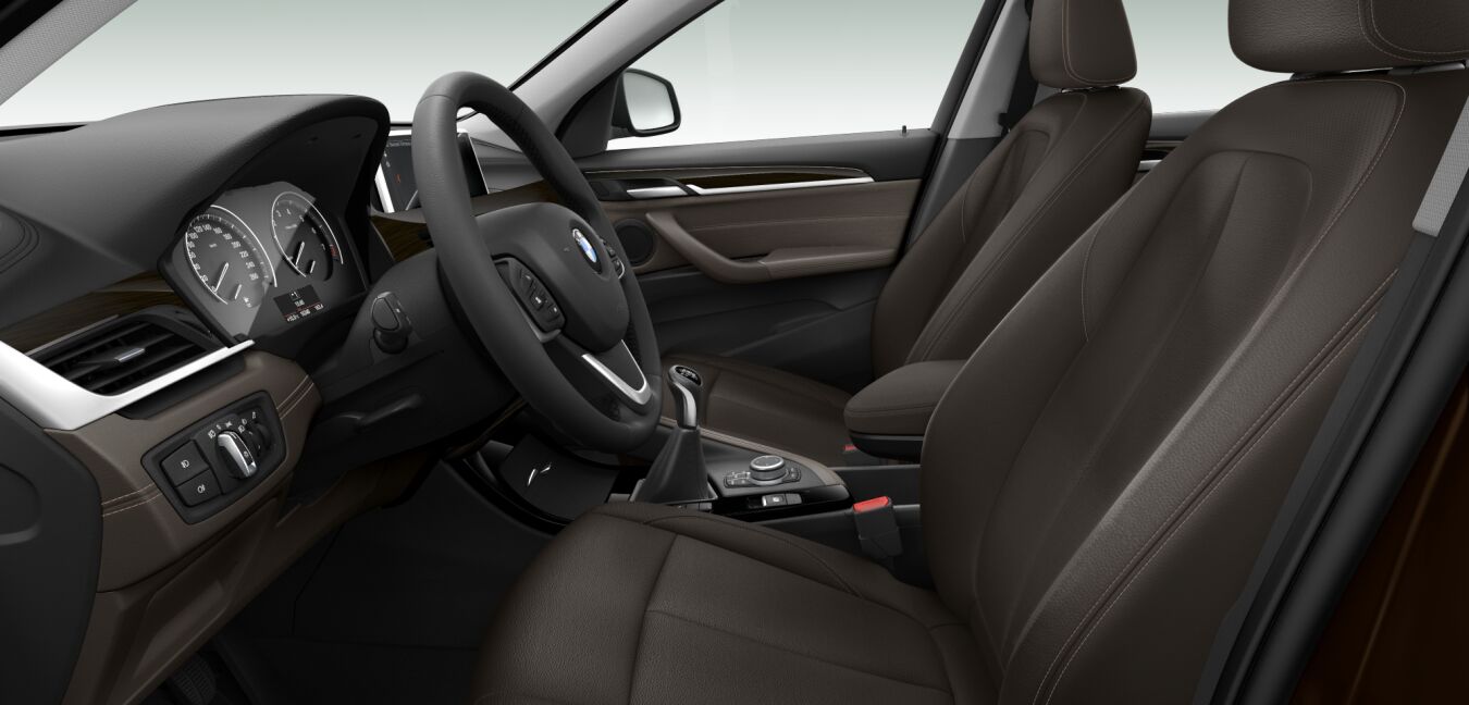 BMW BMW X im Innenraum seitlich BMW BMW X im Innenraum seitlich