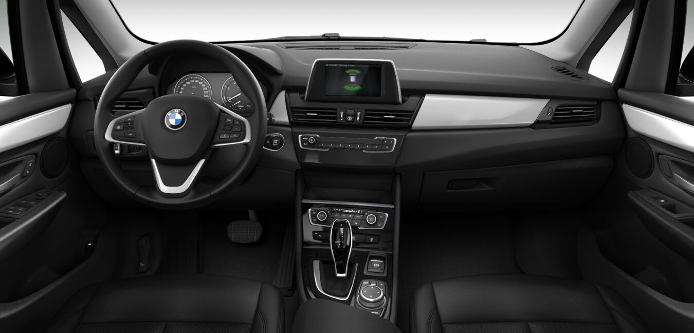 BMW BMW 2er im Innenraum von vorne BMW BMW 2er im Innenraum von vorne