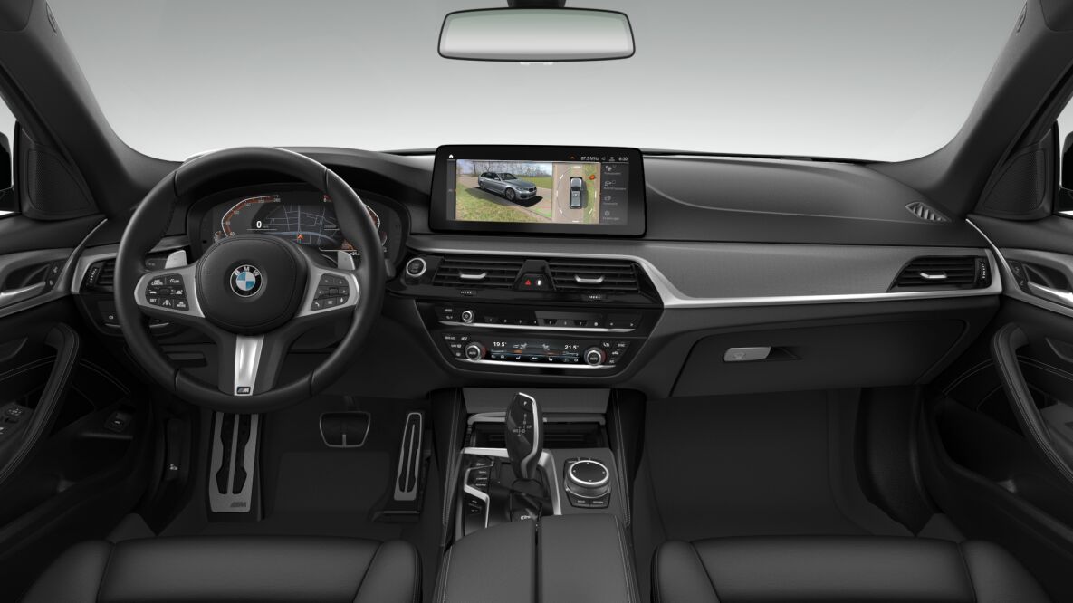 BMW BMW 5er im Innenraum von vorne