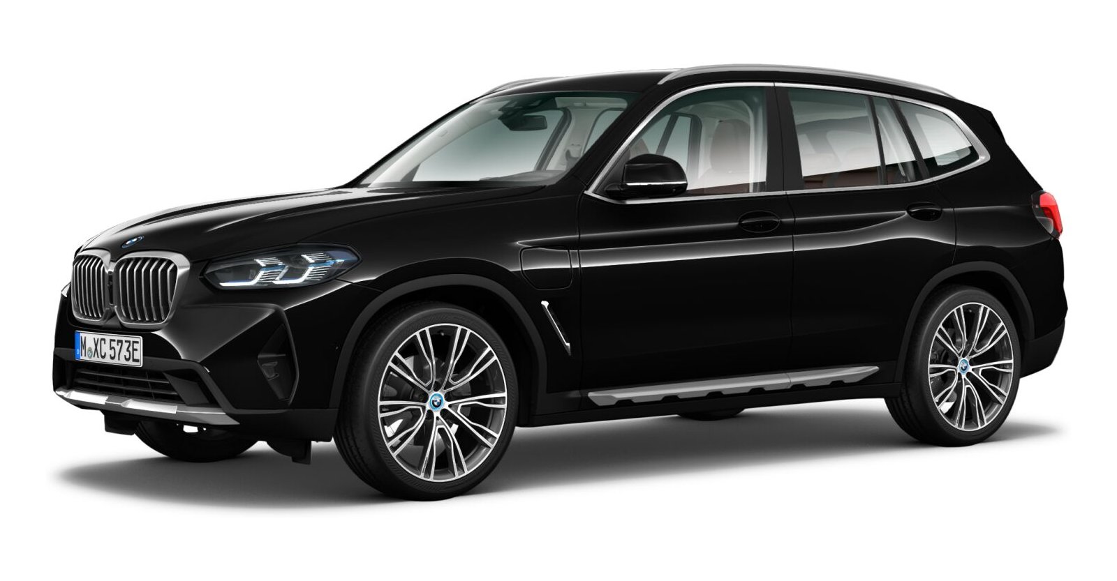 BMW X3 xDrive 30e in Schwarz von vorne BMW X3 xDrive 30e in Schwarz von vorne