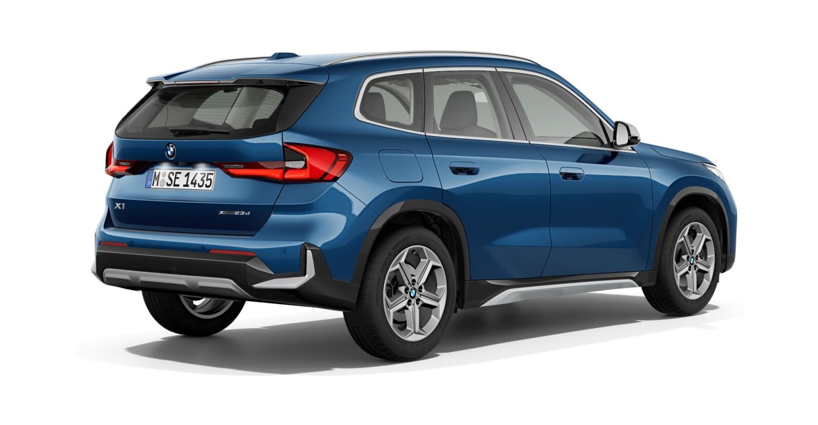 BMW BMW X in Blau von hinten