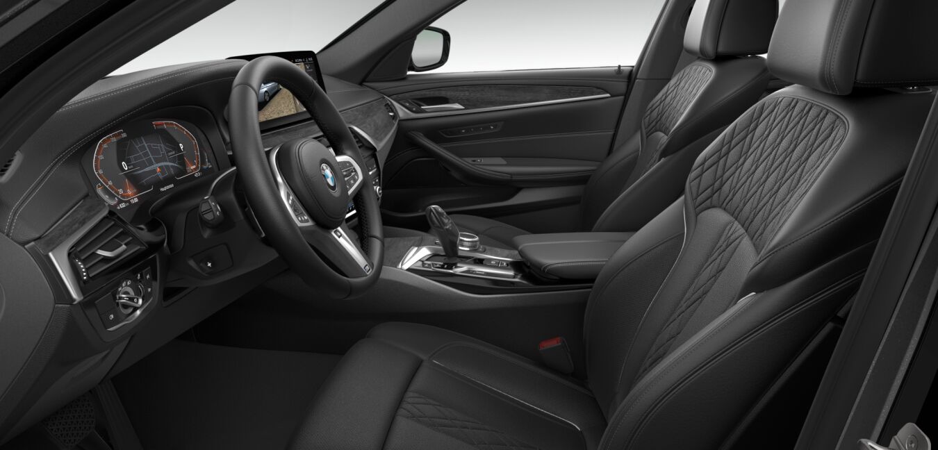 BMW BMW 5er im Innenraum seitlich BMW BMW 5er im Innenraum seitlich