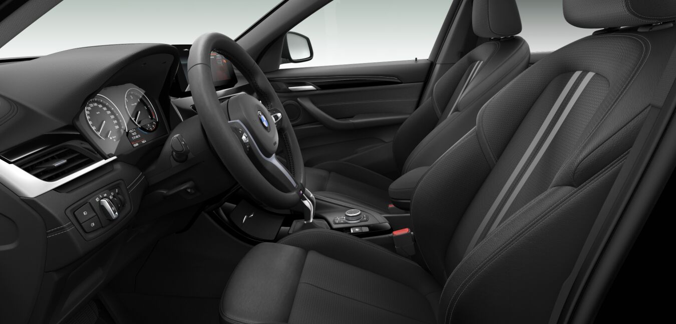 BMW BMW X im Innenraum seitlich BMW BMW X im Innenraum seitlich