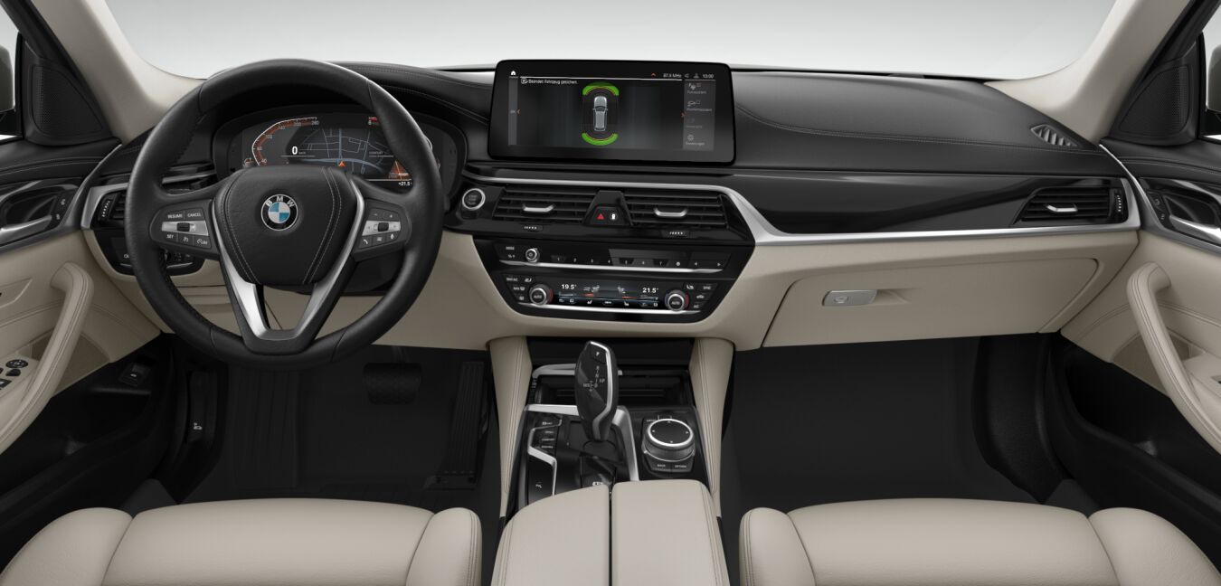 BMW BMW 5er im Innenraum von vorne BMW BMW 5er im Innenraum von vorne