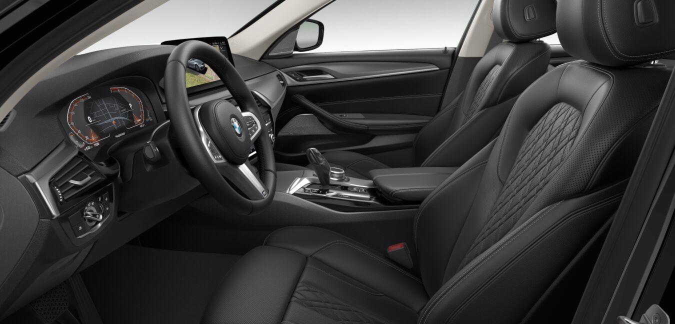 BMW BMW 5er im Innenraum seitlich BMW BMW 5er im Innenraum seitlich