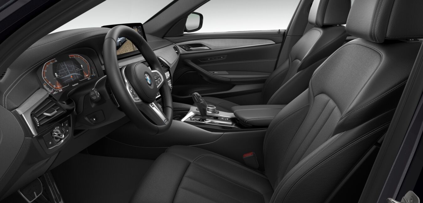 BMW BMW 5er im Innenraum seitlich BMW BMW 5er im Innenraum seitlich