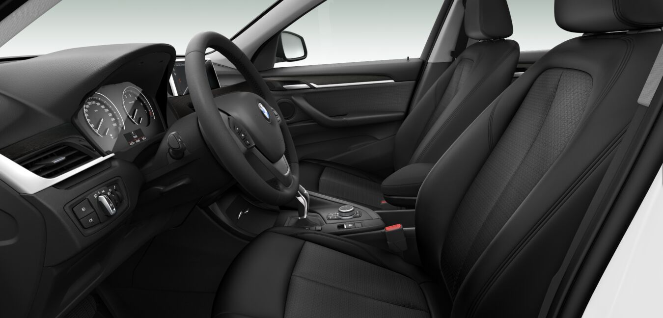 BMW BMW X im Innenraum seitlich BMW BMW X im Innenraum seitlich