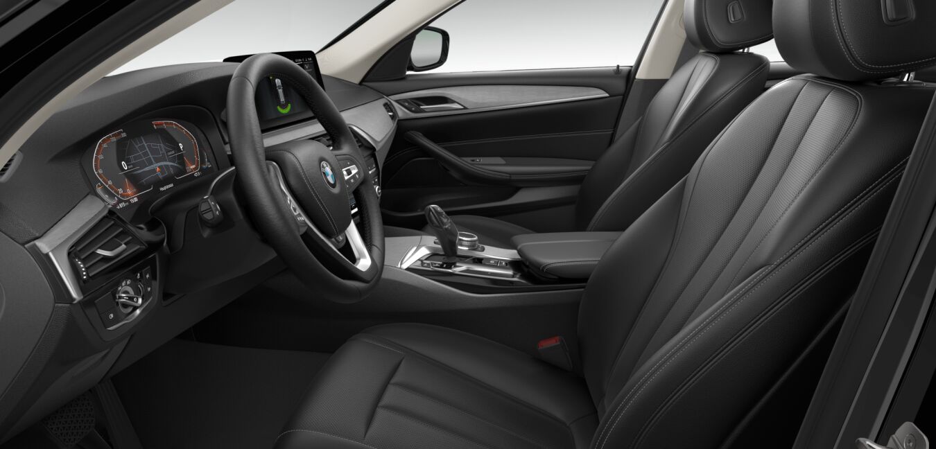 BMW BMW 5er im Innenraum seitlich BMW BMW 5er im Innenraum seitlich
