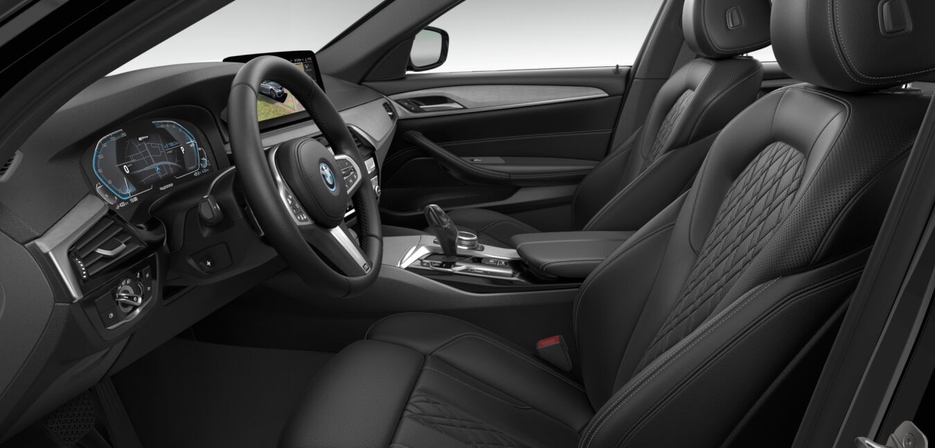 BMW BMW 5er im Innenraum seitlich