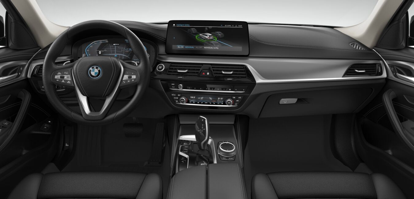 BMW BMW 5er im Innenraum von vorne BMW BMW 5er im Innenraum von vorne