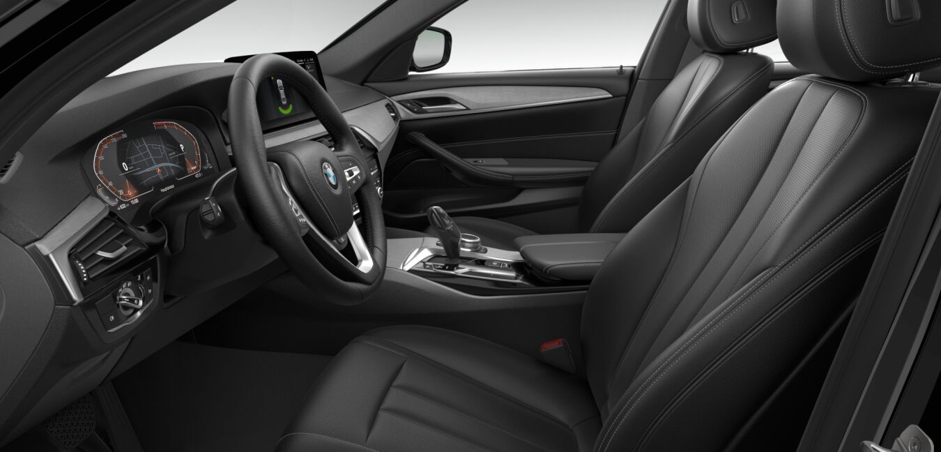 BMW BMW 5er im Innenraum seitlich BMW BMW 5er im Innenraum seitlich