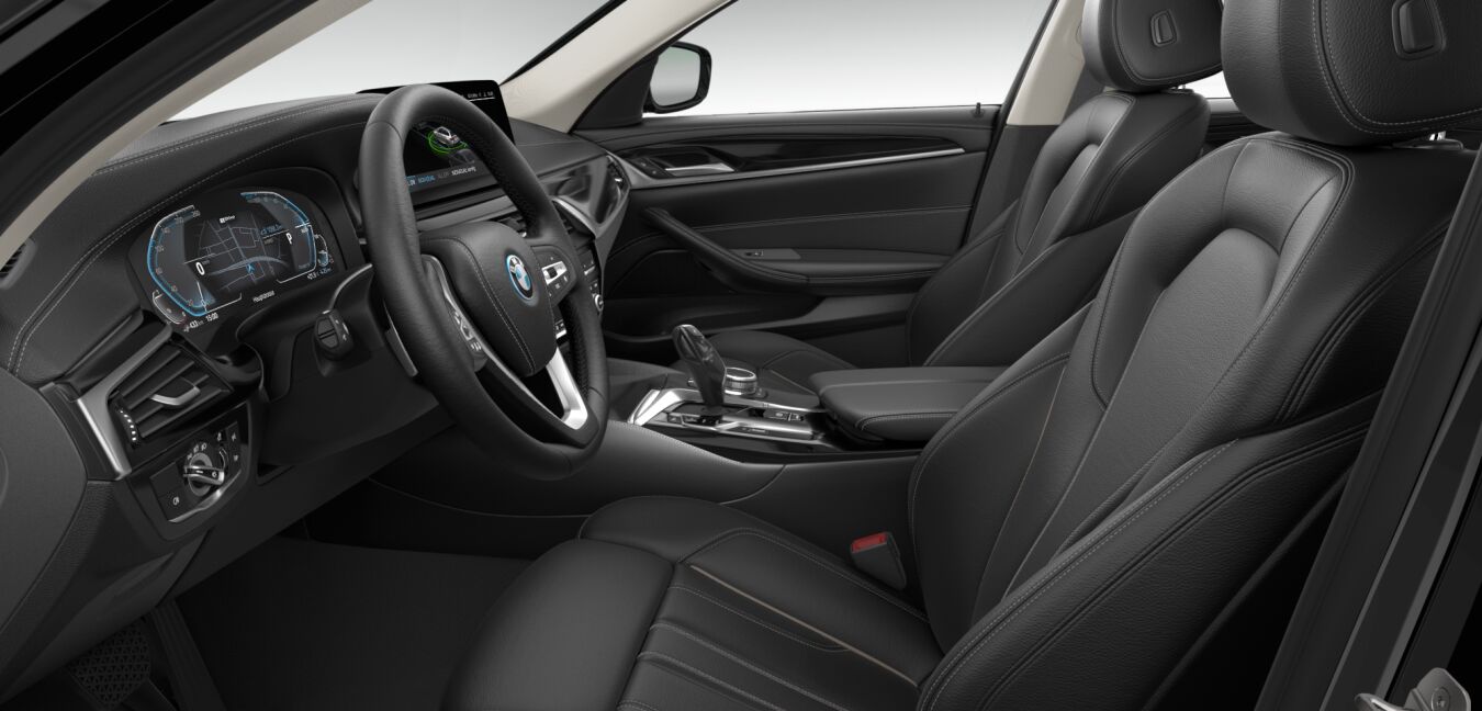 BMW BMW 5er im Innenraum seitlich BMW BMW 5er im Innenraum seitlich