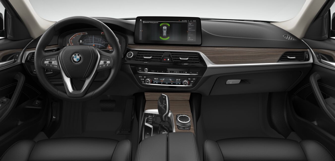 BMW BMW 5er im Innenraum von vorne BMW BMW 5er im Innenraum von vorne