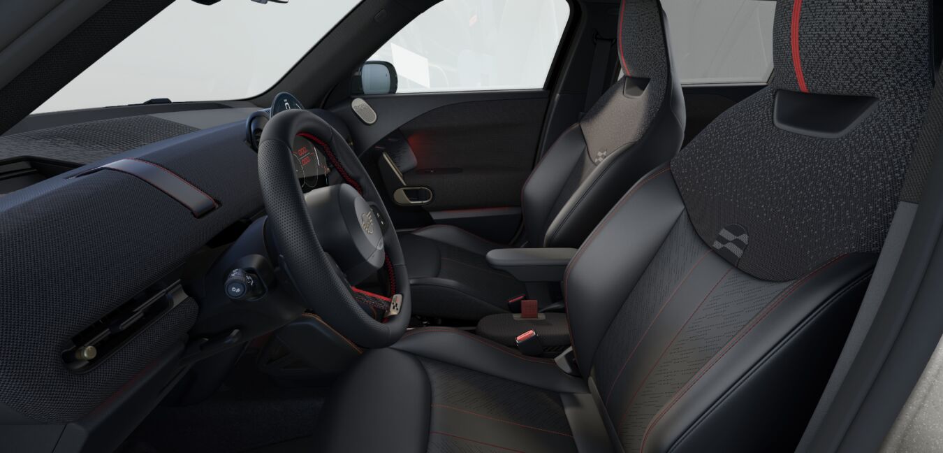 MINI MINI Aceman im Innenraum seitlich MINI MINI Aceman im Innenraum seitlich