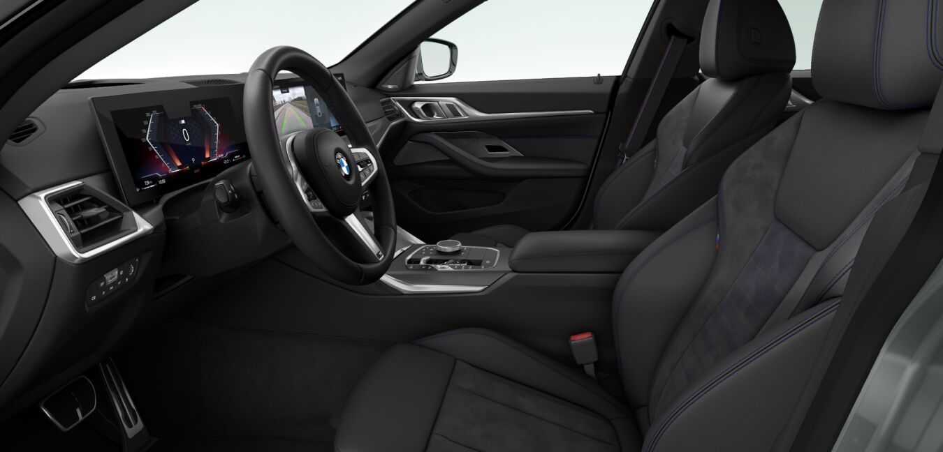 BMW BMW 4er im Innenraum seitlich BMW BMW 4er im Innenraum seitlich
