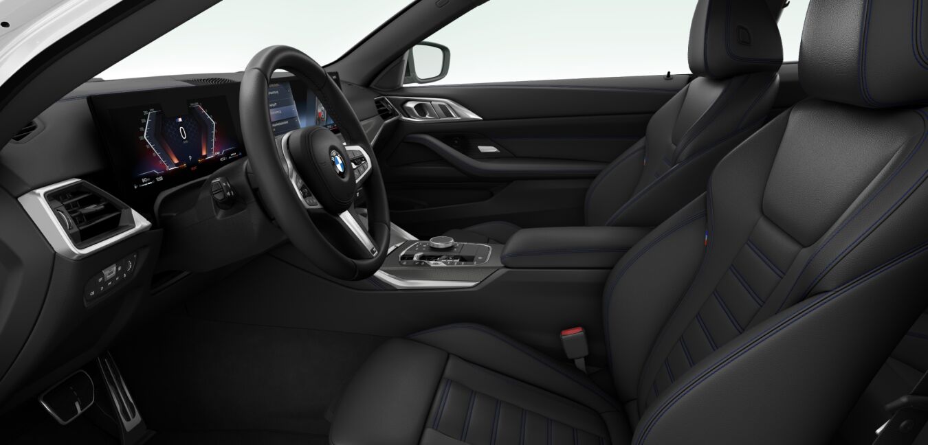 BMW BMW 4er im Innenraum seitlich BMW BMW 4er im Innenraum seitlich