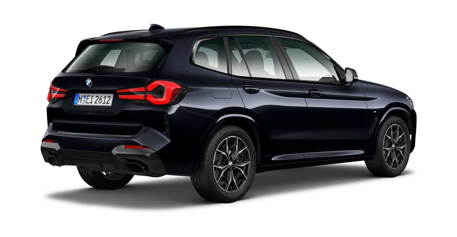 BMW BMW X in Schwarz von hinten