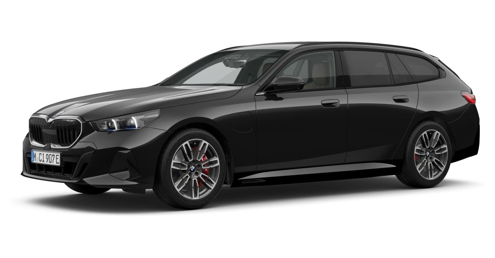 BMW 550e xDrive Touring in Schwarz von vorne BMW 550e xDrive Touring in Schwarz von vorne