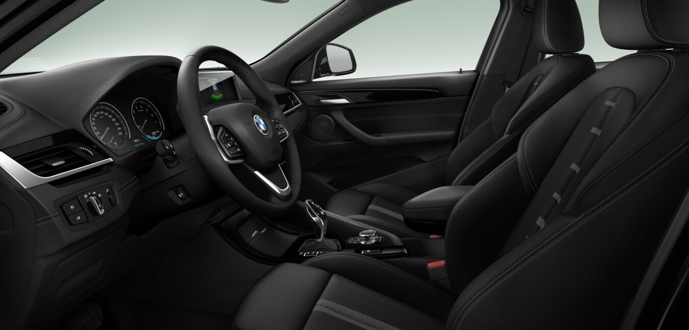 BMW BMW X im Innenraum seitlich