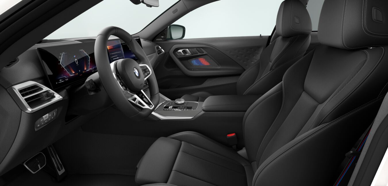 BMW BMW 2er im Innenraum seitlich BMW BMW 2er im Innenraum seitlich