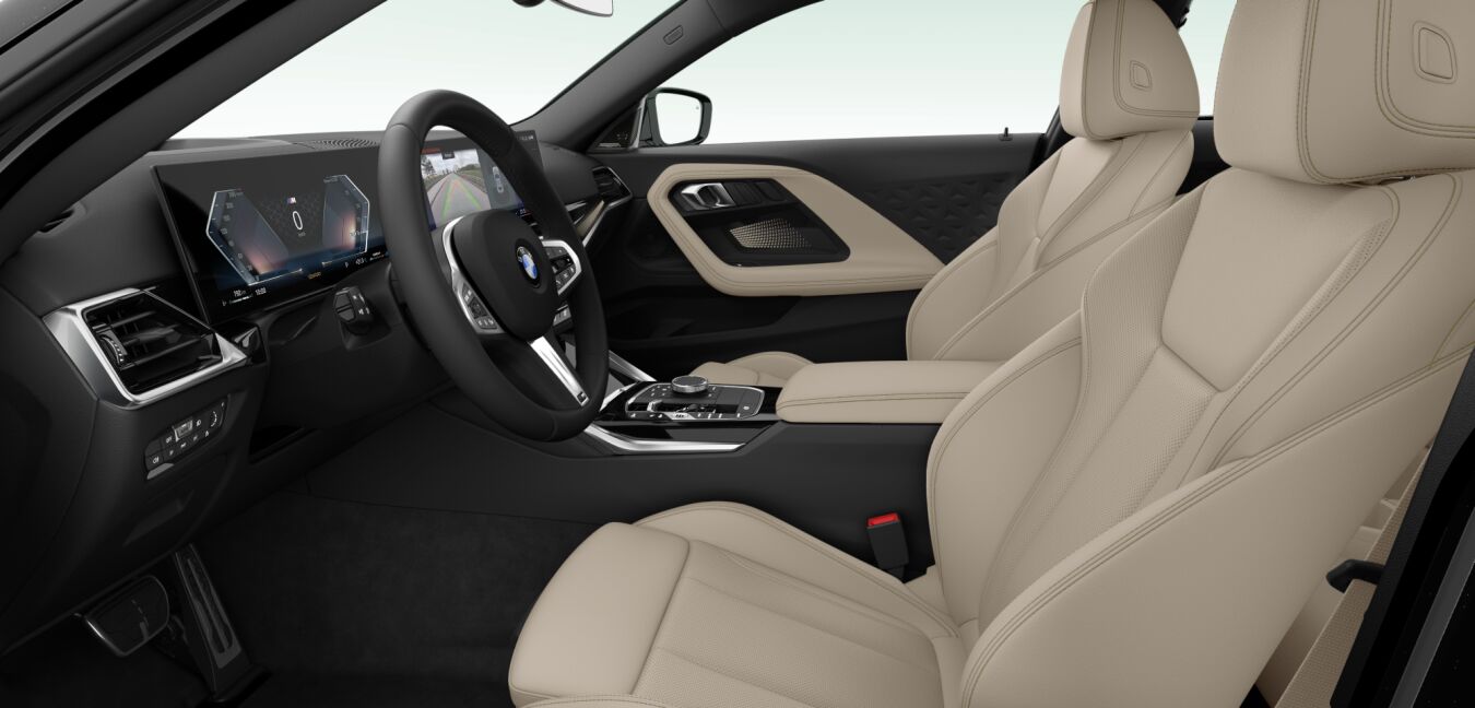 BMW BMW 2er im Innenraum seitlich BMW BMW 2er im Innenraum seitlich