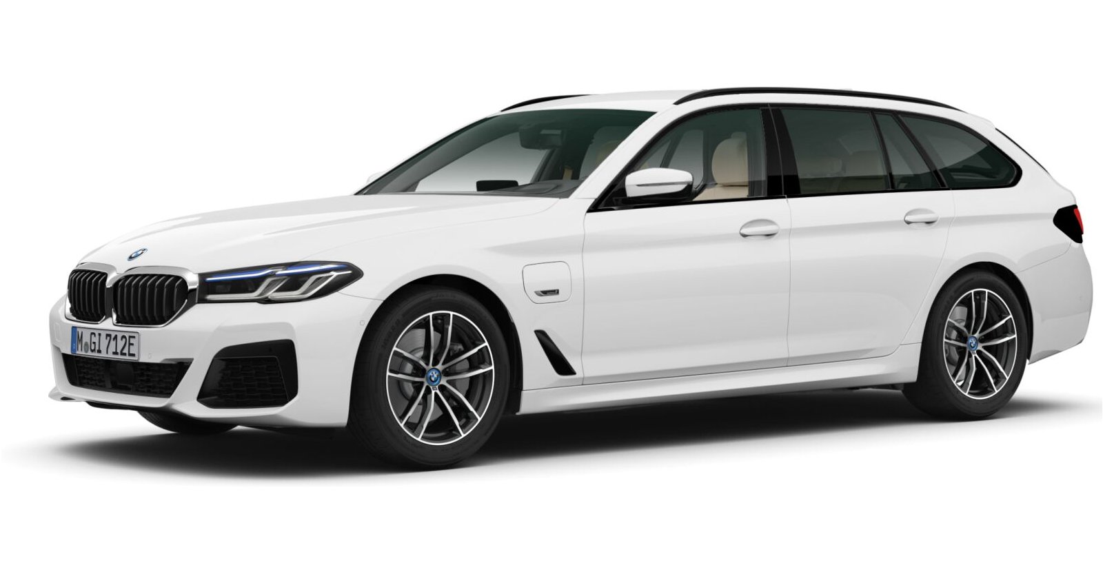 BMW 530e xDrive Touring in Weiß von vorne BMW 530e xDrive Touring in Weiß von vorne