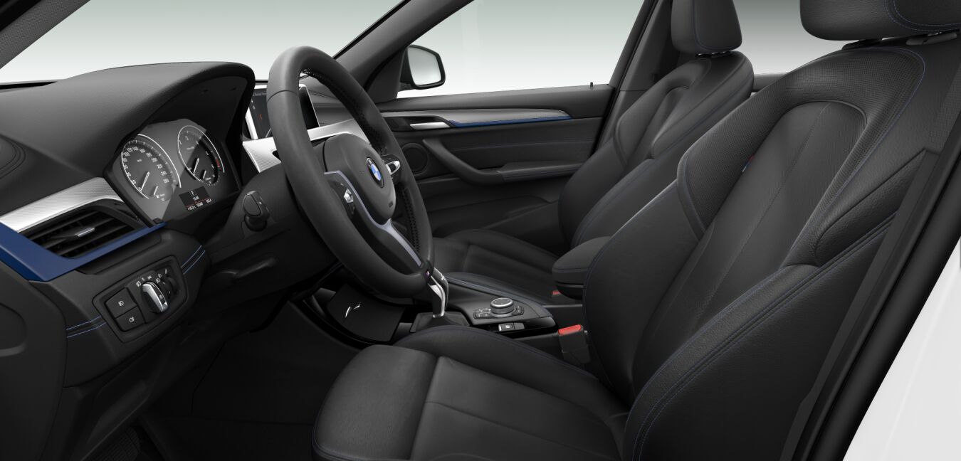 BMW BMW X im Innenraum seitlich BMW BMW X im Innenraum seitlich