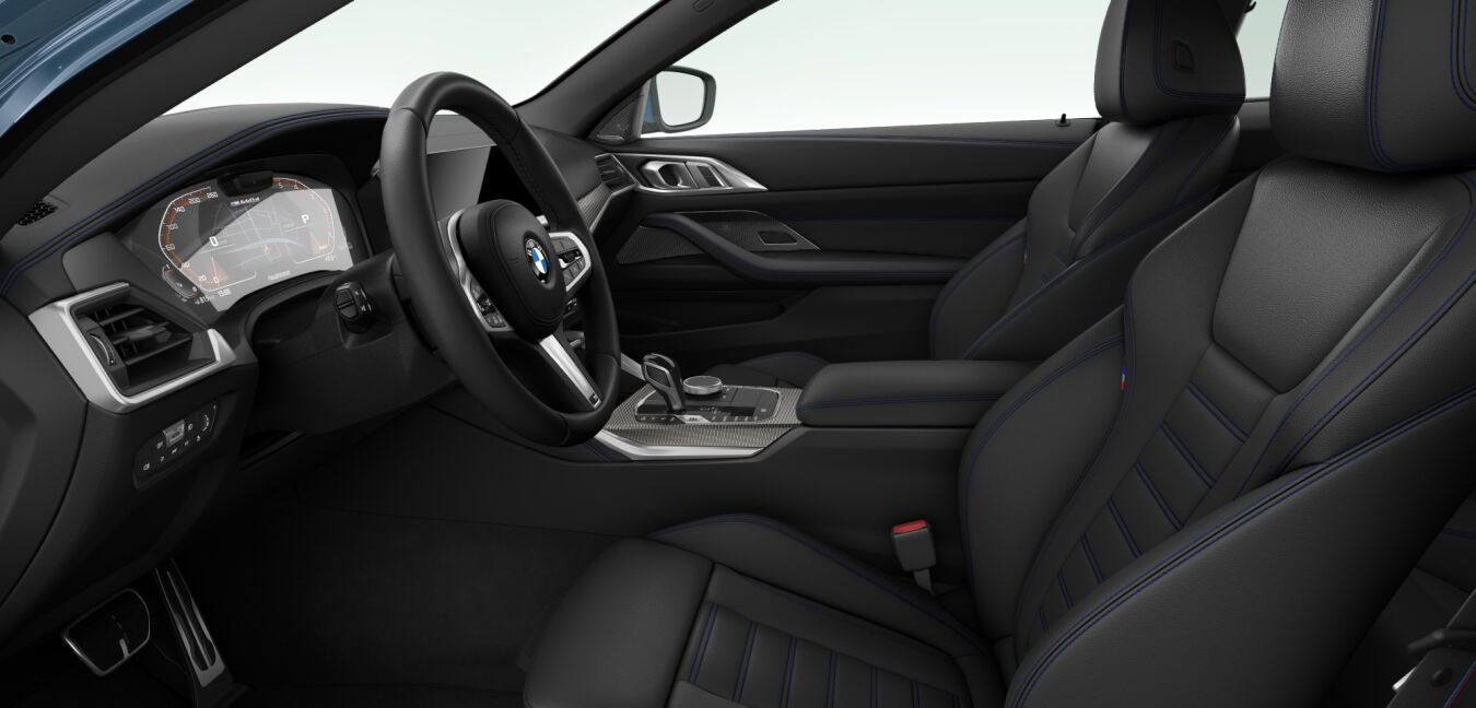 BMW BMW 4er im Innenraum seitlich BMW BMW 4er im Innenraum seitlich