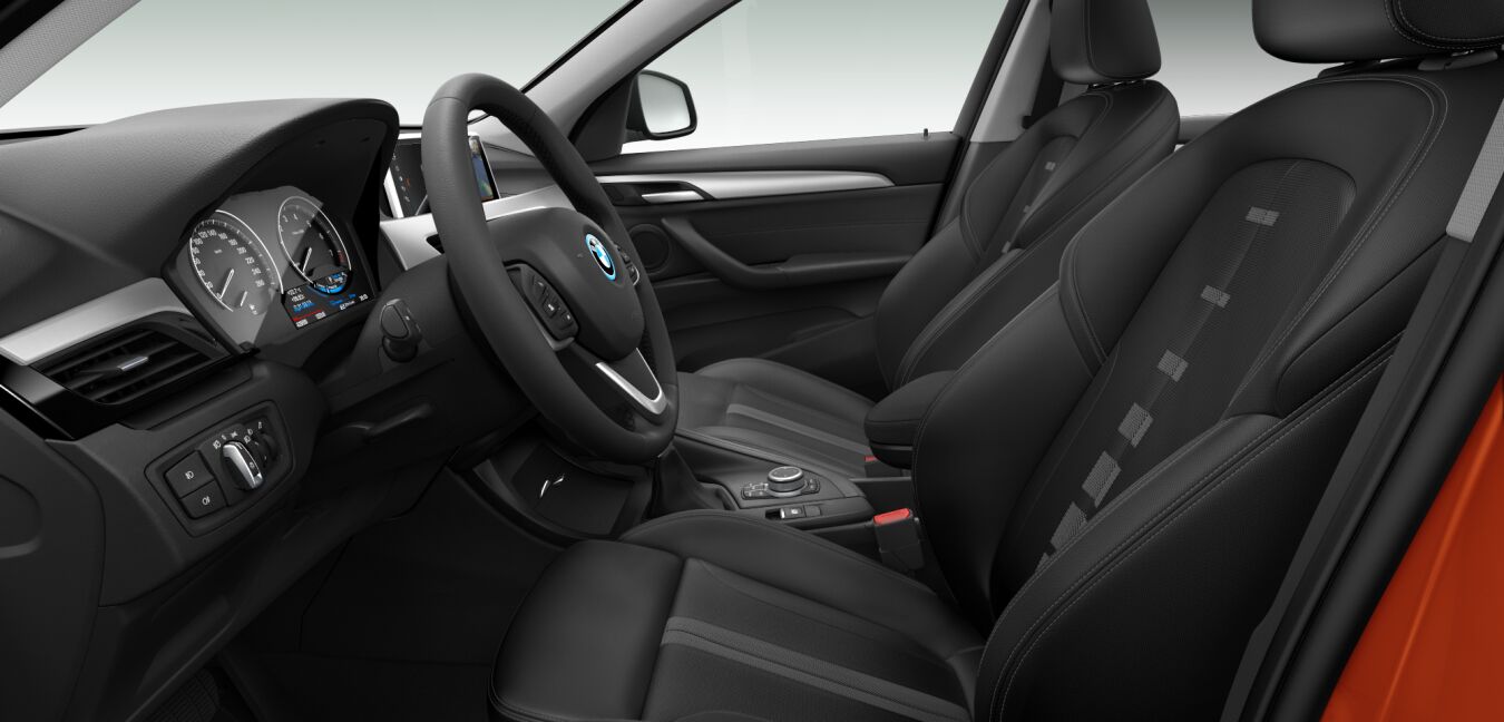 BMW BMW X im Innenraum seitlich BMW BMW X im Innenraum seitlich