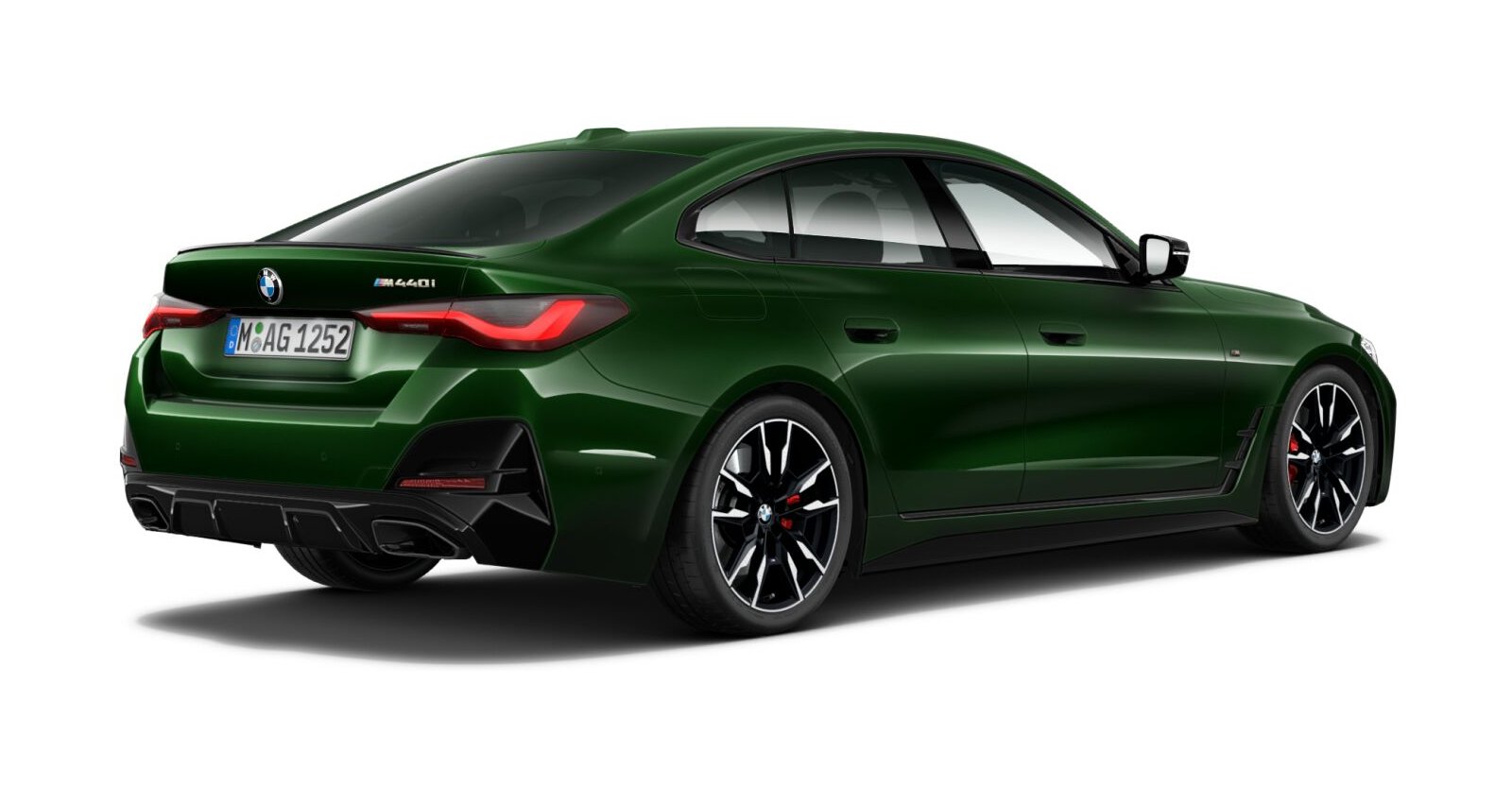 BMW BMW 4er in Grün von hinten