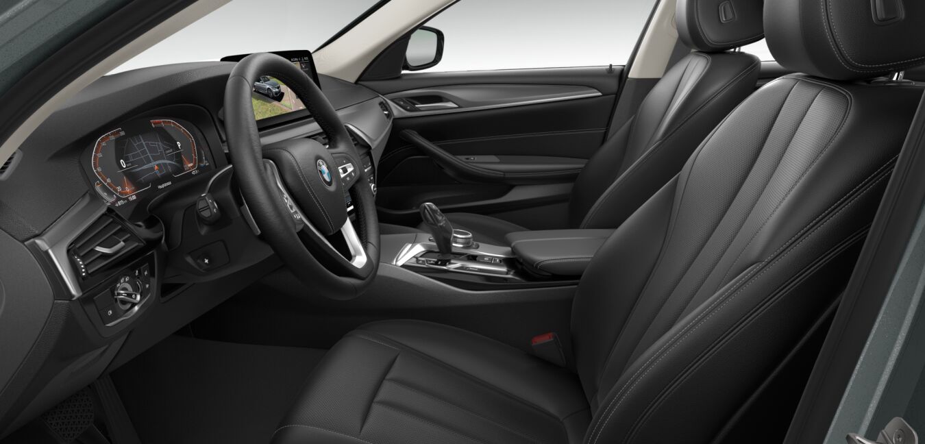 BMW BMW 5er im Innenraum seitlich BMW BMW 5er im Innenraum seitlich