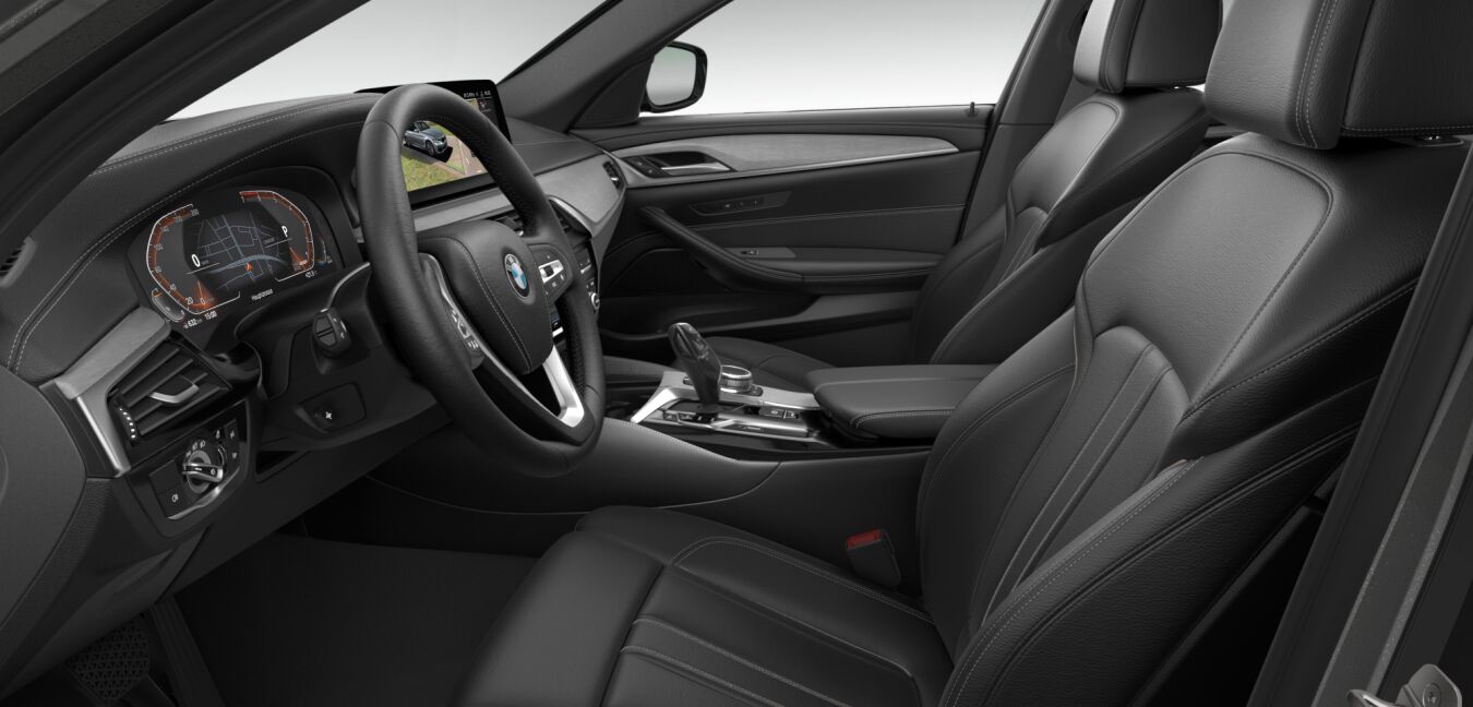 BMW BMW 5er im Innenraum seitlich BMW BMW 5er im Innenraum seitlich