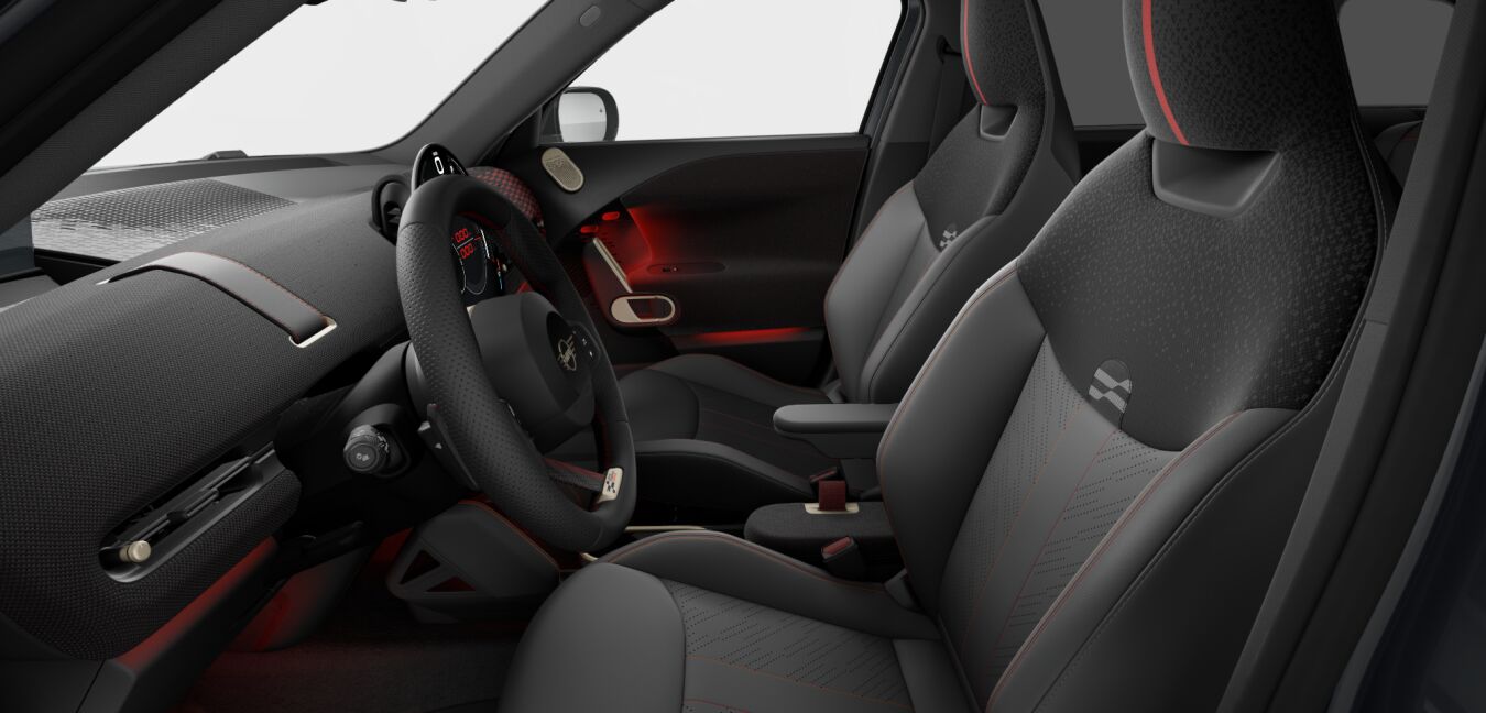 MINI MINI Aceman im Innenraum seitlich MINI MINI Aceman im Innenraum seitlich