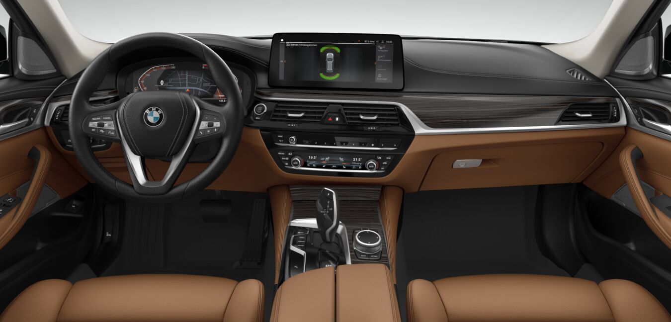 BMW BMW 5er im Innenraum von vorne BMW BMW 5er im Innenraum von vorne