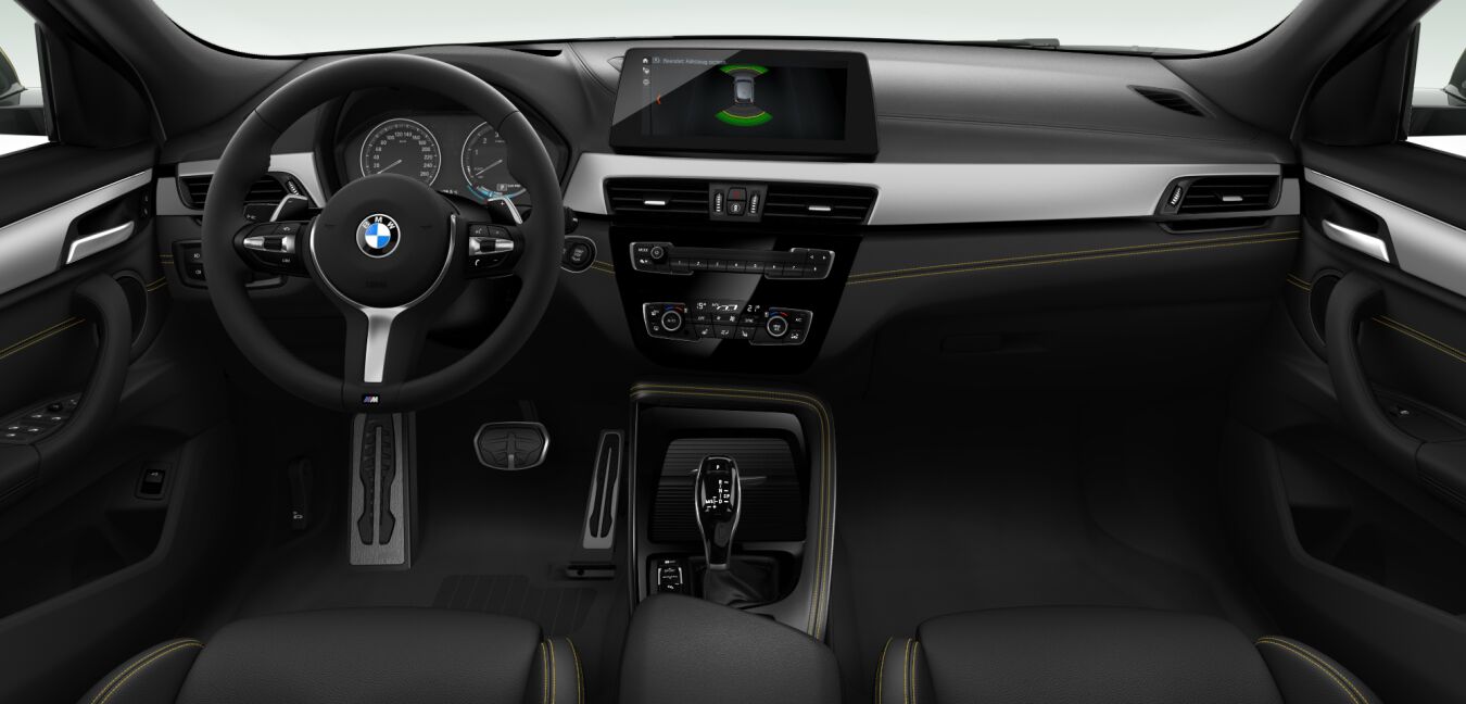 BMW BMW X im Innenraum von vorne BMW BMW X im Innenraum von vorne