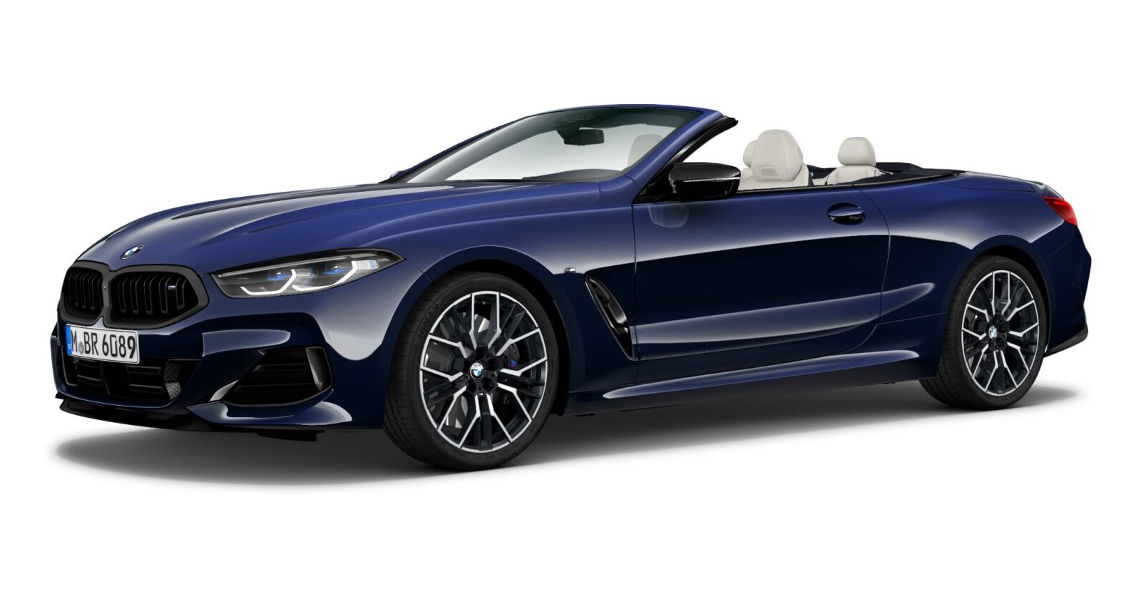 BMW BMW 8er in Blau von vorne