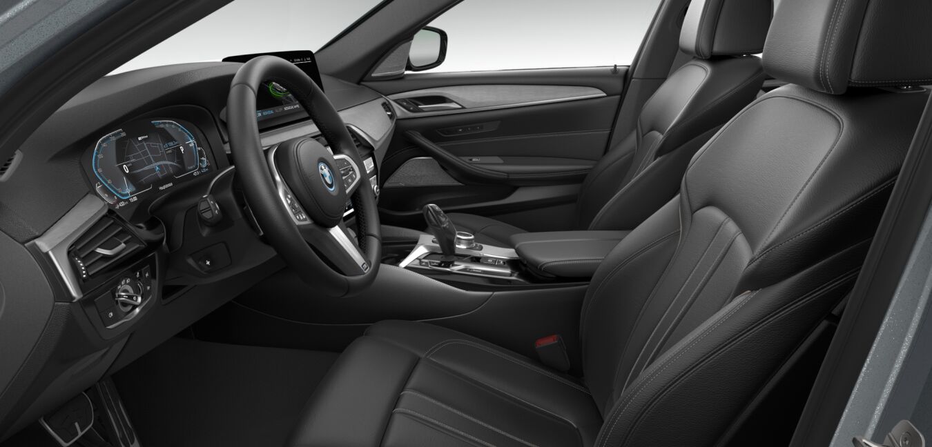 BMW BMW 5er im Innenraum seitlich BMW BMW 5er im Innenraum seitlich