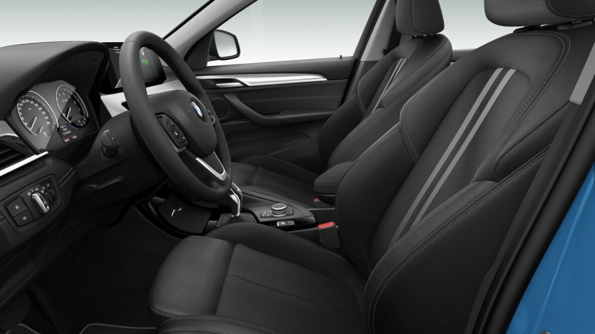 BMW BMW X im Innenraum seitlich BMW BMW X im Innenraum seitlich